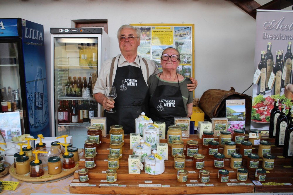 Essere Sovversivi non ha età, lo sa bene il popolo ronzante delle api